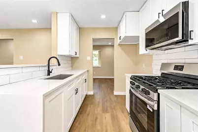 12118 Jutland Road, Houston, TX 77048 - Photo 5