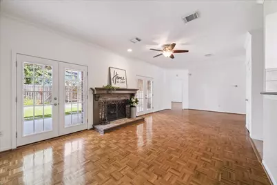 1107 Chesterwood Drive, Pearland, TX 77581 - Photo 11
