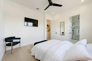 5702 Fairdale Ln, Houston, TX 77057 - Photo 31