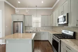 1629 W 23rd St, Houston, TX 77008 - Photo 3