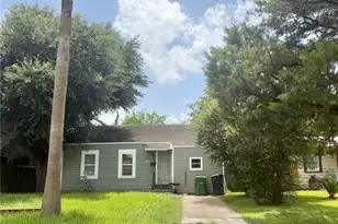 7030 Quince St, Houston, TX 77087 - Photo 1