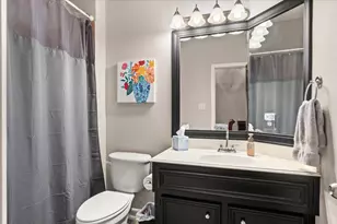 13610 Hammond Hills Ln, Houston, TX 77044 - Photo 33