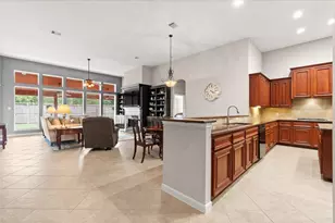 13610 Hammond Hills Ln, Houston, TX 77044 - Photo 5