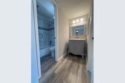 1516 Bay Area Boulevard #F6, Houston, TX 77058 - Photo 9