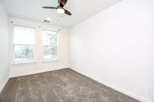 6828 Liverpool St, Houston, TX 77021 - Photo 19