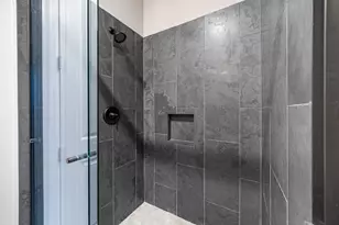 703 Cordell St, Houston, TX 77009 - Photo 19