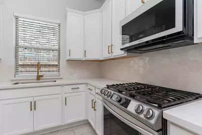 7019 Winterberry Glen Lane, Katy, TX 77493 - Photo 9