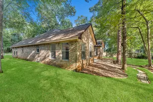 128 E Park Dr, Conroe, TX 77356 - Photo 37