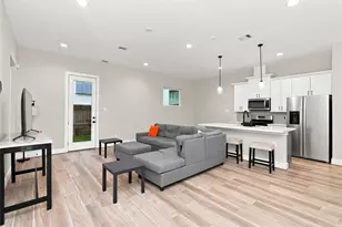 8324 Curry Rd, Houston, TX 77093 - Photo 3