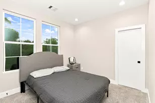 8324 Curry Rd, Houston, TX 77093 - Photo 9