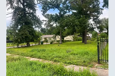 9314 Wiloak Street, Houston, TX 77028 - Photo 3