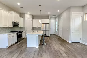 5116 Pine Reach Dr, Houston, TX 77018 - Photo 9