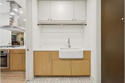 1600 Post Oak Boulevard #802, Houston, TX 77056 - Photo 7