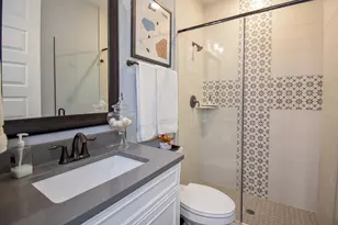 10914 Brambling Wood Dr S, Houston, TX 77043 - Photo 19