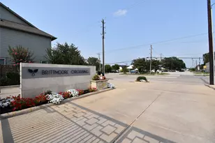 10914 Brambling Wood Dr S, Houston, TX 77043 - Photo 33