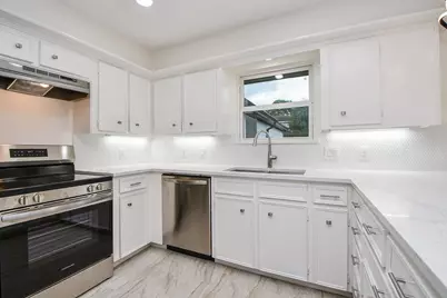 14406 Burgoyne Road, Houston, TX 77077 - Photo 13