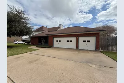 102 Thyme Trail, Lake Jackson, TX 77566 - Photo 47