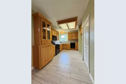 102 Thyme Trail, Lake Jackson, TX 77566 - Photo 7