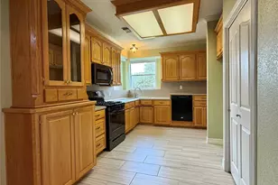 102 Thyme Trail, Lake Jackson, TX 77566 - Photo 7