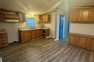 2525 Oyster Creek Bend, Oyster Creek, TX 77541 - Photo 5