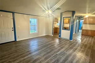 2525 Oyster Creek Bend, Oyster Creek, TX 77541 - Photo 3