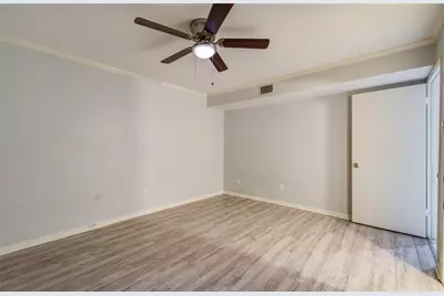 7900 Westheimer Road #145, Houston, TX 77063 - Photo 19