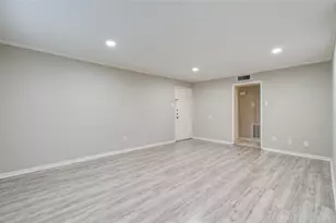 7900 Westheimer Rd, Houston, TX 77063 - Photo 9