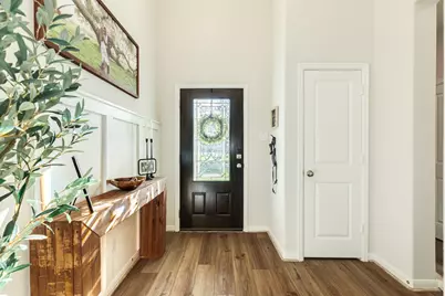 303 Twin Lakes Boulevard W, West Columbia, TX 77486 - Photo 5