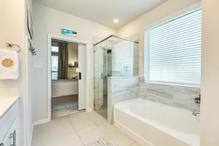 303 Twin Lakes Blvd W, West Columbia, TX 77486 - Photo 21