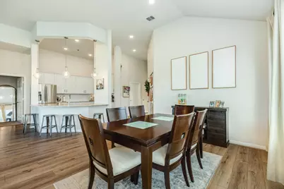 303 Twin Lakes Boulevard W, West Columbia, TX 77486 - Photo 17