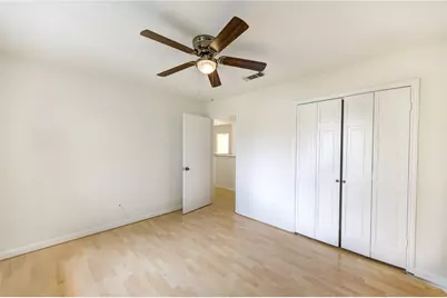 15926 Mission Glen Drive, Houston, TX 77083 - Photo 37