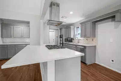 2102 Oak Shores Drive, Houston, TX 77339 - Photo 7
