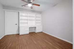 2102 Oak Shores Dr, Houston, TX 77339 - Photo 19