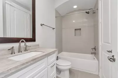 1716 Upland Lakes, Houston, TX 77043 - Photo 39