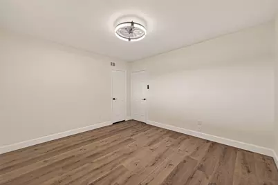 7714 Renwick Drive #M67, Houston, TX 77081 - Photo 23