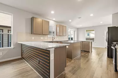 2906 Lawrence Park Court, Conroe, TX 77304 - Photo 3