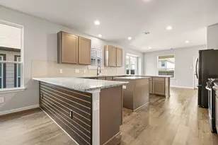 2906 Lawrence Park Ct, Conroe, TX 77304 - Photo 3