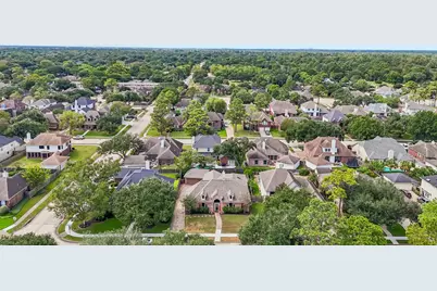 2424 Piney Woods Drive, Pearland, TX 77581 - Photo 35