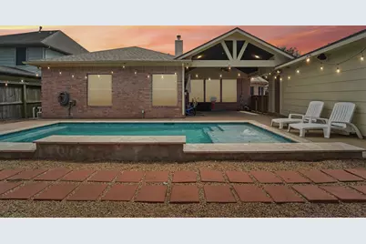 2424 Piney Woods Drive, Pearland, TX 77581 - Photo 3