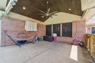 2424 Piney Woods Dr, Pearland, TX 77581 - Photo 27