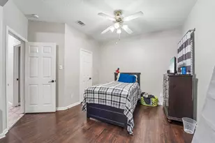 2424 Piney Woods Dr, Pearland, TX 77581 - Photo 17