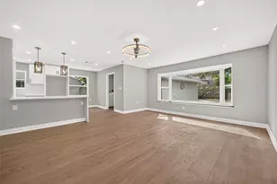 1722 Shannon Valley Dr, Houston, TX 77077 - Photo 11