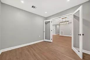 1722 Shannon Valley Dr, Houston, TX 77077 - Photo 25