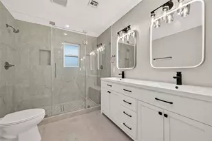 1722 Shannon Valley Dr, Houston, TX 77077 - Photo 5