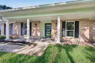 1722 Shannon Valley Dr, Houston, TX 77077 - Photo 1