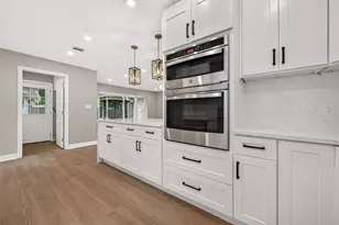 1722 Shannon Valley Dr, Houston, TX 77077 - Photo 21