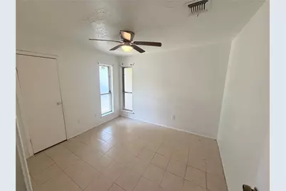 6622 Castleview Lane, Houston, TX 77489 - Photo 11