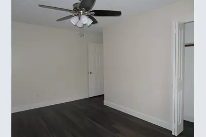 11619 Bowlan Lane, Houston, TX 77035 - Photo 7