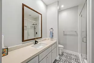 158 Vieux Carre Dr, Houston, TX 77009 - Photo 35