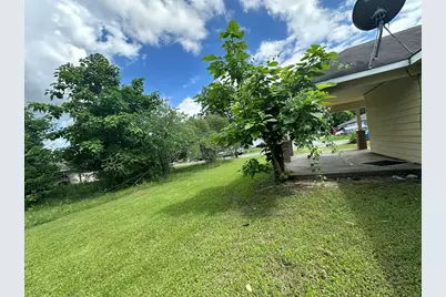 1009 W Houston Street, Clarksville, TX 75426 - Photo 13